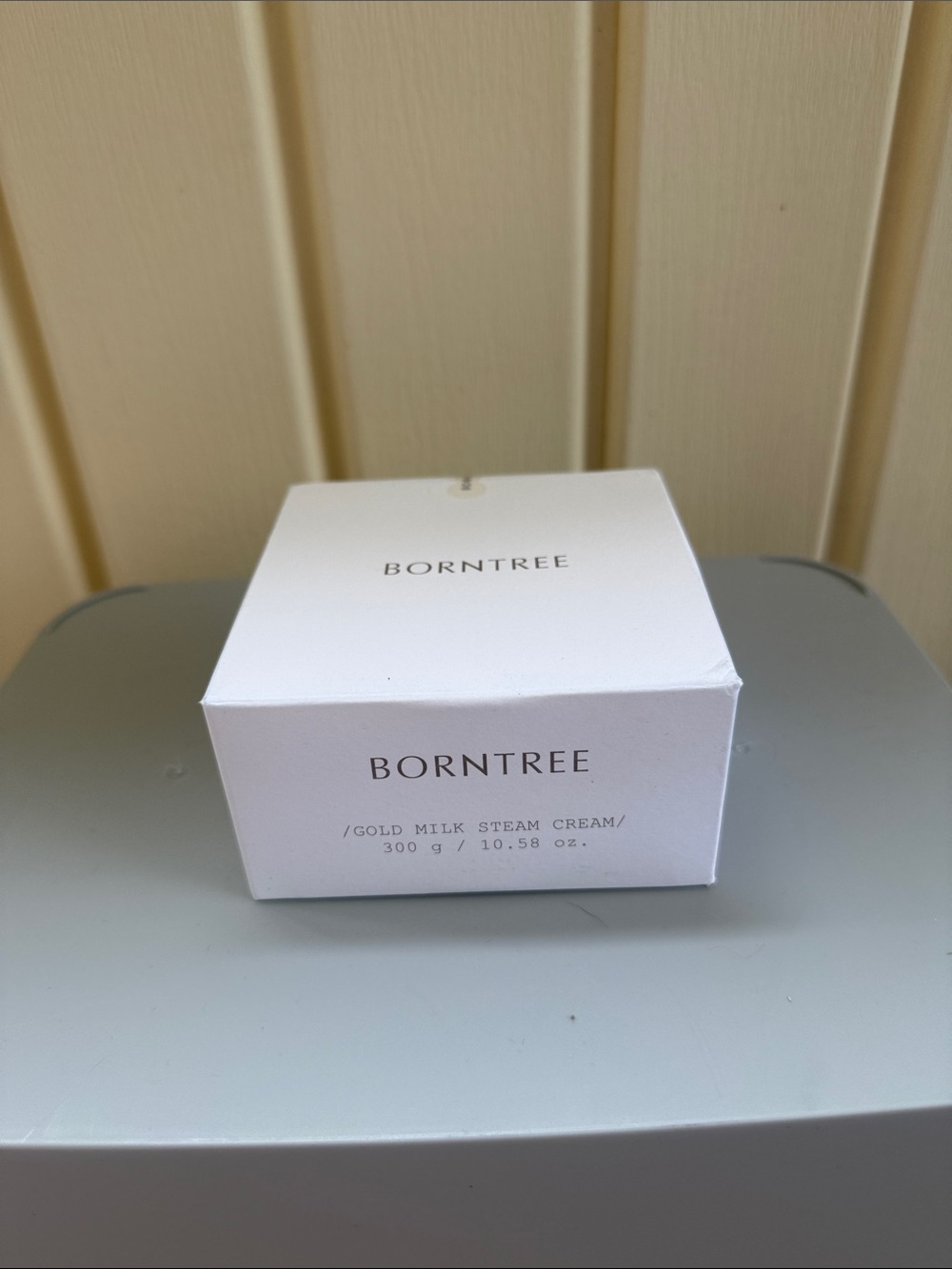 Borntree Gold Milk Steam Cream — White Moisturizing Cream